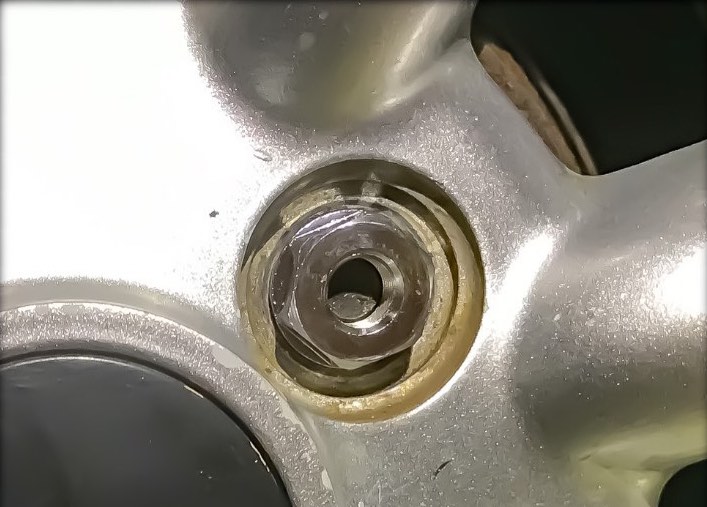 クラシックミニのリアタイヤ