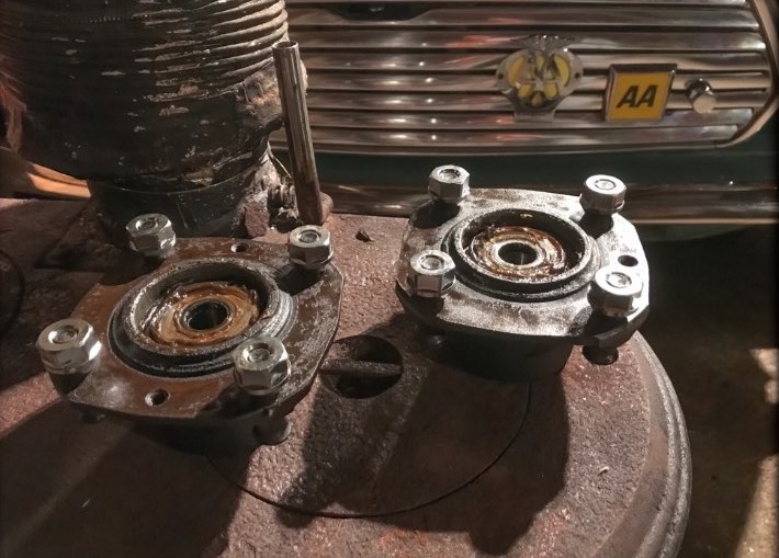 スタッドボルト取り外し